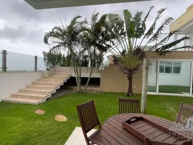 Casa / Sobrado em Condomínio para Locação em Florianópolis/SC Lagoa da Conceição 4 Quartos
