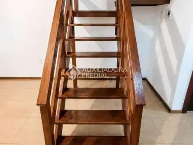 Casa / Sobrado em Condomínio para Locação em Florianópolis/SC São João do Rio Vermelho 2 Quartos
