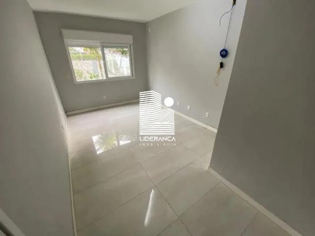 Casa / Sobrado em Condomínio para Locação em Florianópolis/SC Santa Mônica 4 Quartos