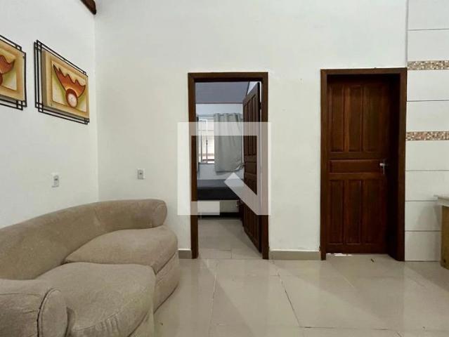 Casa / Sobrado em Condomínio para Locação em Florianópolis/SC Porto da Lagoa 2 Quartos