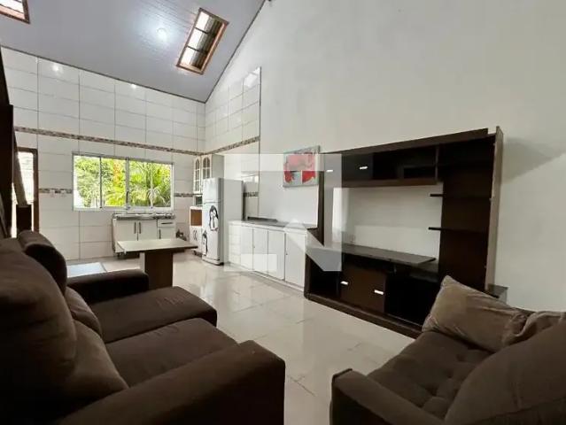 Casa / Sobrado em Condomínio para Locação em Florianópolis/SC Porto da Lagoa 2 Quartos