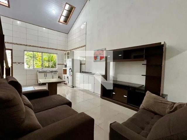 Casa / Sobrado em Condomínio para Locação em Florianópolis/SC Porto da Lagoa 2 Quartos
