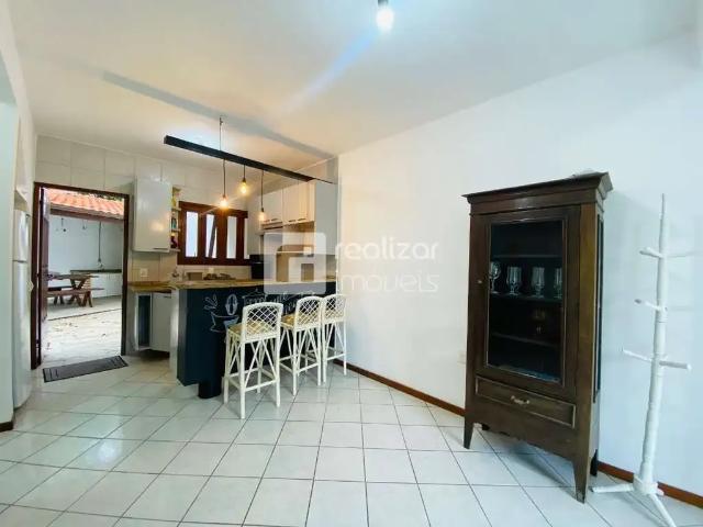 Casa / Sobrado em Condomínio para Locação em Florianópolis/SC Praia Mole 2 Quartos