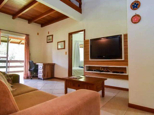 Casa / Sobrado em Condomínio para Locação em Florianópolis/SC Ribeirão da Ilha 3 Quartos
