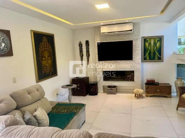 Casa / Sobrado em Condomínio para Locação em Florianópolis/SC Rio Tavares 4 Quartos