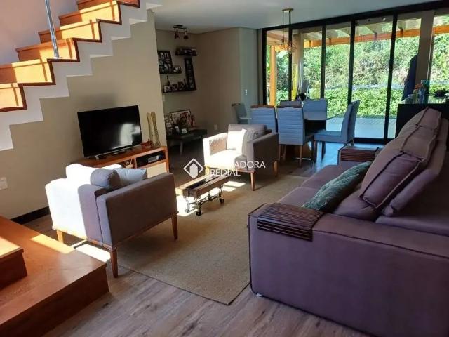 Casa / Sobrado em Condomínio para Locação em Florianópolis/SC Vargem Grande 2 Quartos