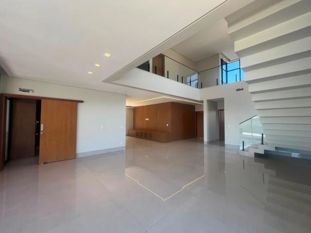 Casa / Sobrado em Condomínio para Locação em Goiânia/GO Jardins França 3 Quartos