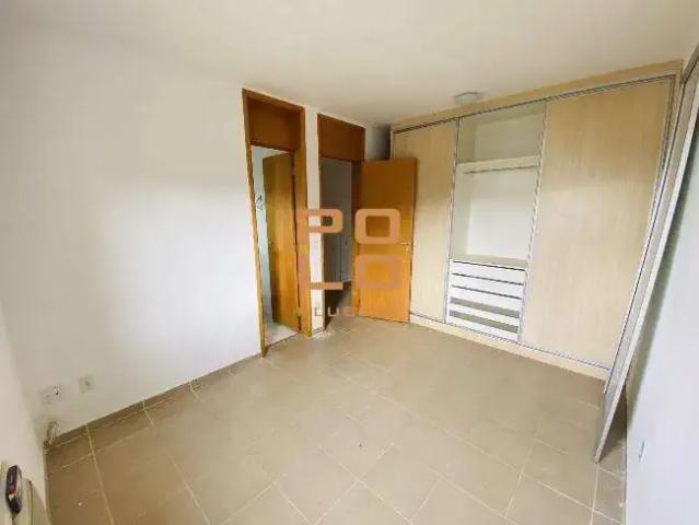Casa / Sobrado em Condomínio para Locação em Goiânia/GO Setor Negrão de Lima 3 Quartos