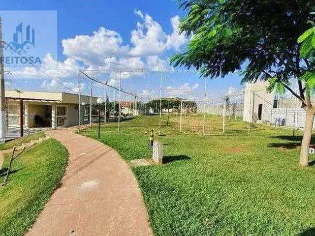 Casa / Sobrado em Condomínio para Locação em Goiânia/GO Parque Maracanã 2 Quartos