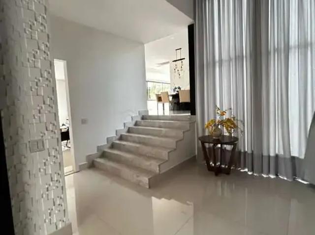 Casa / Sobrado em Condomínio para Locação em Goiânia/GO Residencial Aldeia do Vale 4 Quartos
