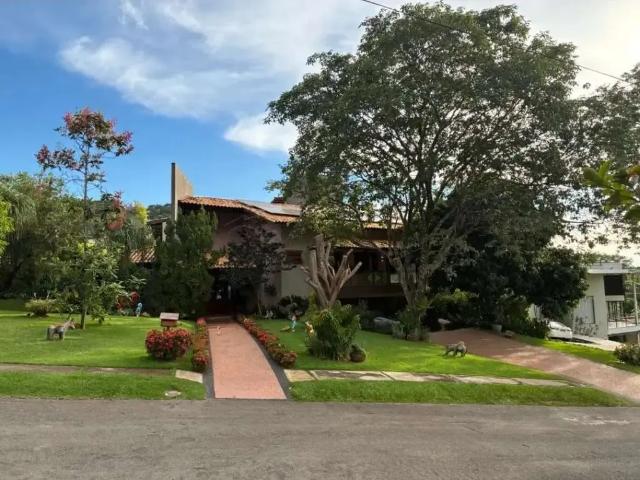 Casa / Sobrado em Condomínio para Locação em Goiânia/GO Residencial Aldeia do Vale 6 Quartos