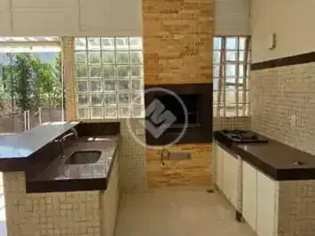 Casa / Sobrado em Condomínio para Locação em Goiânia/GO Residencial Alphaville Flamboyant 4 Quartos