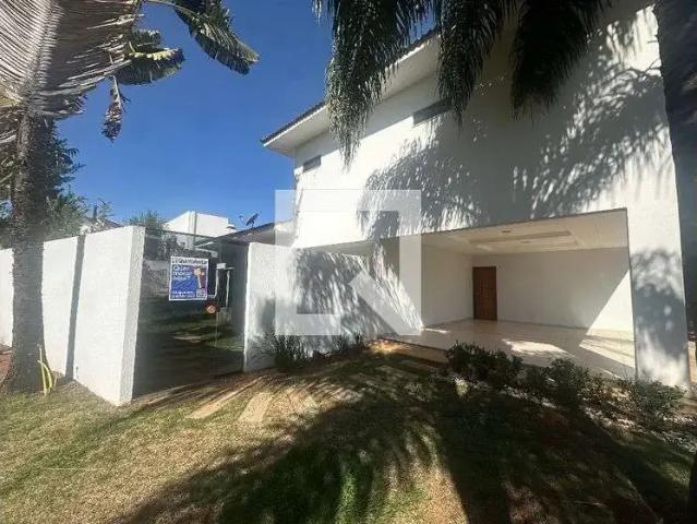 Casa / Sobrado em Condomínio para Locação em Goiânia/GO Residencial Granville 3 Quartos