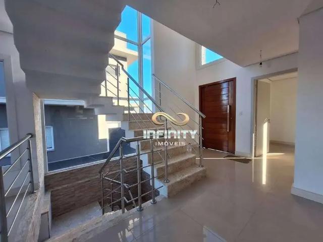 Casa / Sobrado em Condomínio para Locação em Gravataí/RS Santa Cruz 4 Quartos