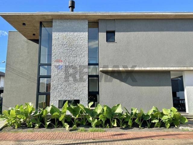 Casa / Sobrado em Condomínio para Locação em Gravataí/RS Vale Ville 4 Quartos