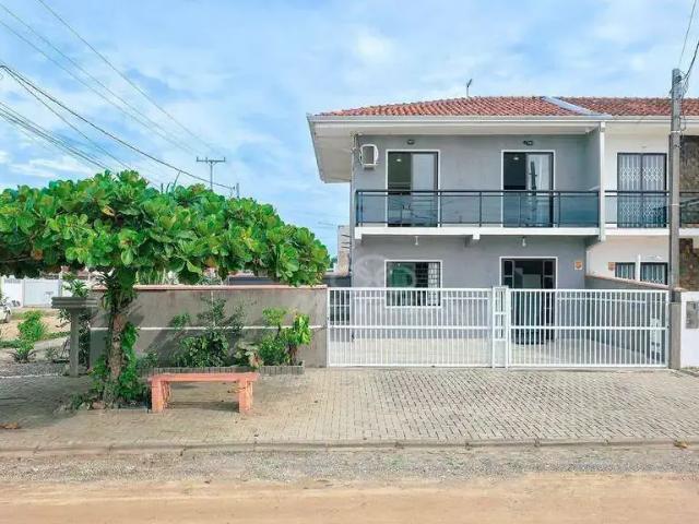 Casa / Sobrado em Condomínio para Locação em Guaratuba/PR Balneário Eliane 3 Quartos