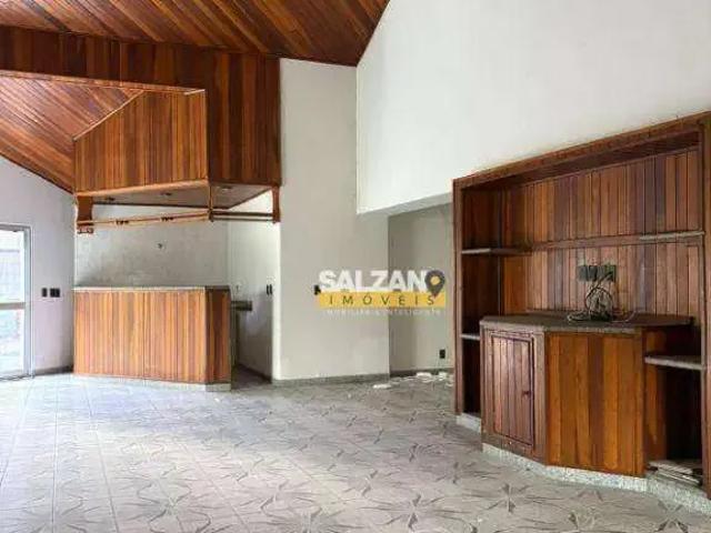 Casa / Sobrado em Condomínio para Locação em Guaratinguetá/SP Clube dos 500 6 Quartos