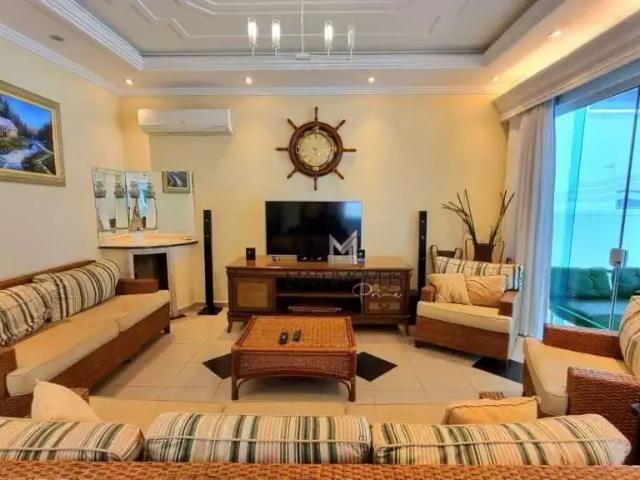 Casa / Sobrado em Condomínio para Locação em Guarujá/SP Balneário Praia do Pernambuco 4 Quartos