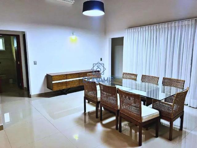 Casa / Sobrado em Condomínio para Locação em Guarujá/SP Enseada 4 Quartos