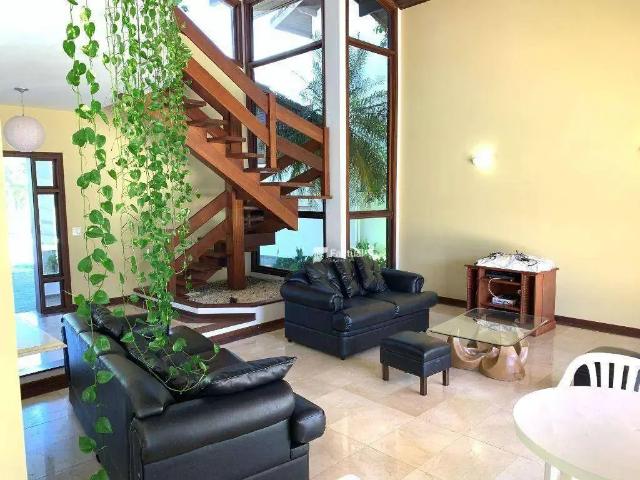 Casa / Sobrado em Condomínio para Locação em Guarujá/SP Jardim Acapulco 4 Quartos