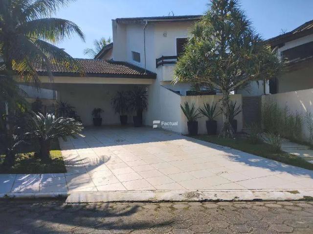 Casa / Sobrado em Condomínio para Locação em Guarujá/SP Jardim Acapulco 5 Quartos