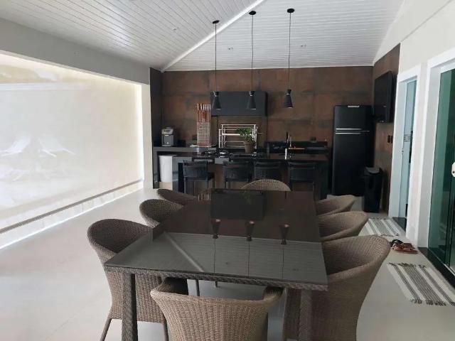 Casa / Sobrado em Condomínio para Locação em Guarujá/SP Jardim Acapulco 5 Quartos