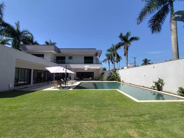 Casa / Sobrado em Condomínio para Locação em Guarujá/SP Jardim Acapulco 6 Quartos
