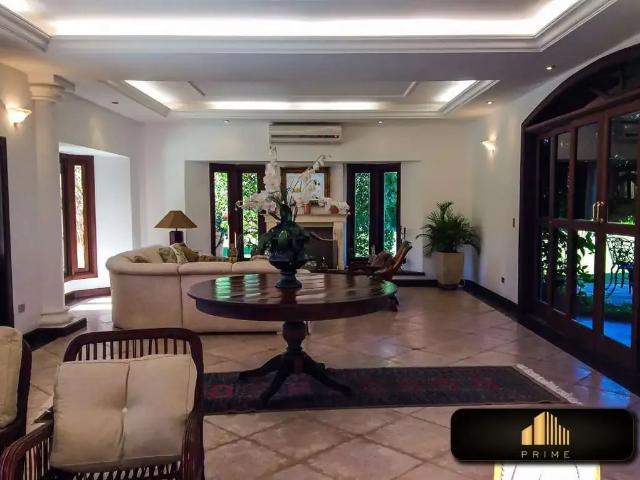 Casa / Sobrado em Condomínio para Locação em Guarujá/SP Jardim Acapulco 7 Quartos