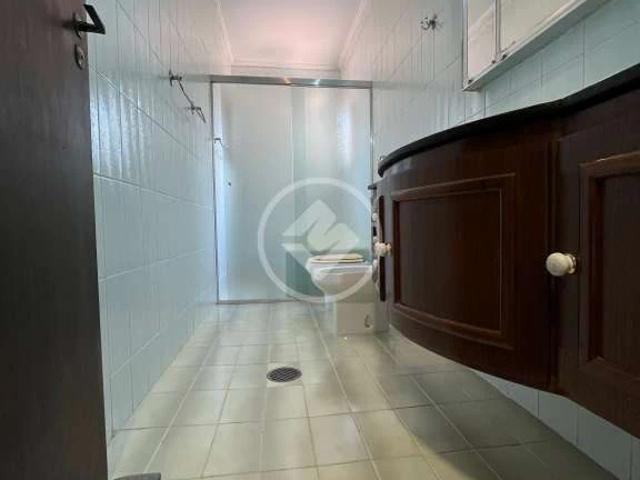 Casa / Sobrado em Condomínio para Locação em Guarujá/SP Jardim Três Marias 5 Quartos