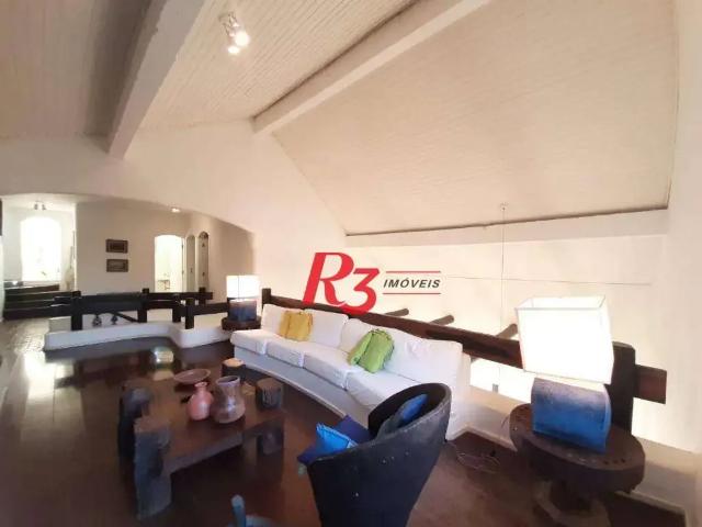 Casa / Sobrado em Condomínio para Locação em Guarujá/SP Loteamento João Batista Julião 4 Quartos