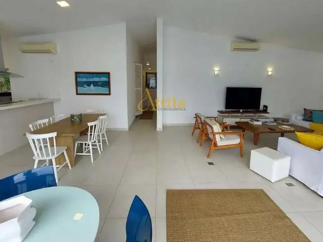 Casa / Sobrado em Condomínio para Locação em Guarujá/SP Península 3 Quartos