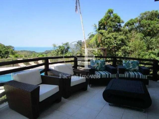 Casa / Sobrado em Condomínio para Locação em Guarujá/SP Praia de São Pedro 6 Quartos