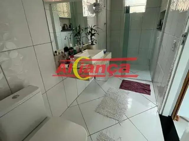 Casa / Sobrado em Condomínio para Locação em Guarulhos/SP Vila Nova Bonsucesso 3 Quartos