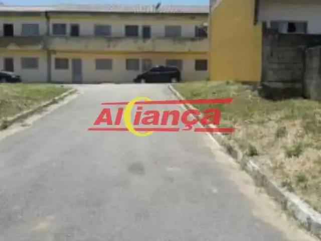 Casa / Sobrado em Condomínio para Locação em Guarulhos/SP Vila Rio de Janeiro 1 Quartos