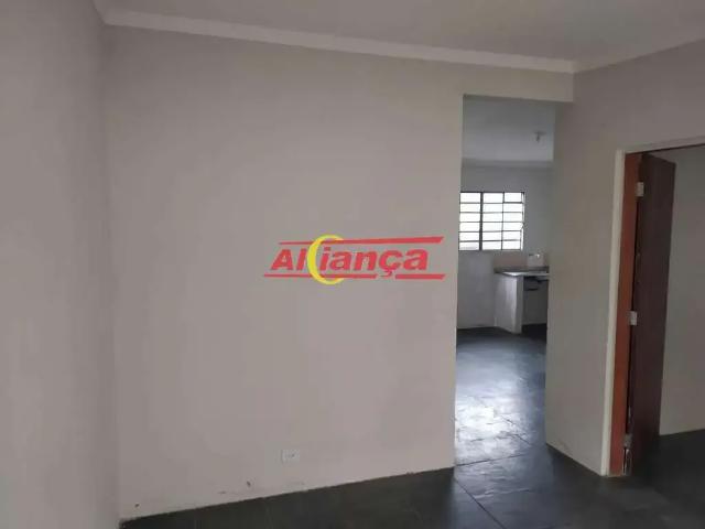 Casa / Sobrado em Condomínio para Locação em Guarulhos/SP Vila Rio de Janeiro 1 Quartos