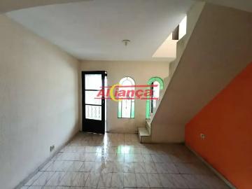 Casa / Sobrado em Condomínio para Locação em Guarulhos/SP Vila Rio de Janeiro 3 Quartos