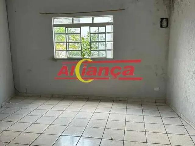 Casa / Sobrado em Condomínio para Locação em Guarulhos/SP Bonsucesso 3 Quartos