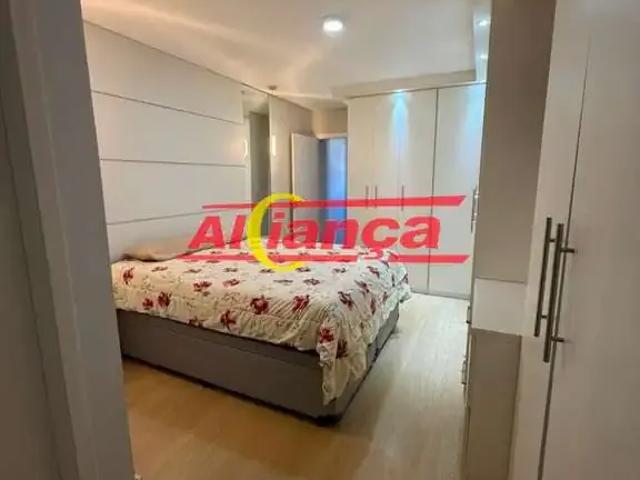 Casa / Sobrado em Condomínio para Locação em Guarulhos/SP Parque Renato Maia 3 Quartos