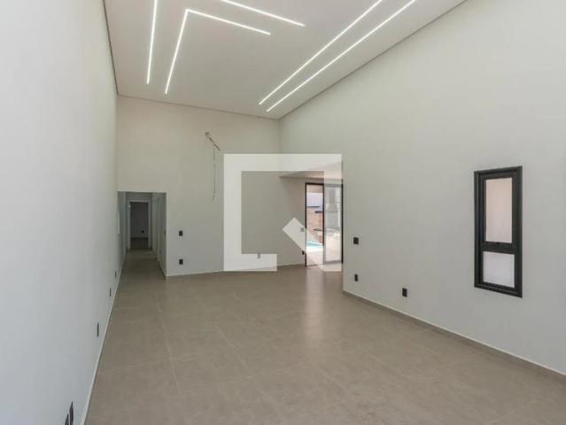 Casa / Sobrado em Condomínio para Locação em Hortolândia/SP Jardim Amanda I 3 Quartos