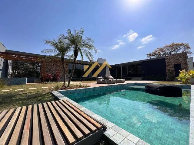 Casa / Sobrado em Condomínio para Locação em Indaiatuba/SP Helvétia Country 4 Quartos