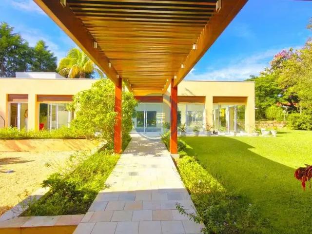 Casa / Sobrado em Condomínio para Locação em Indaiatuba/SP Helvétia Country 4 Quartos