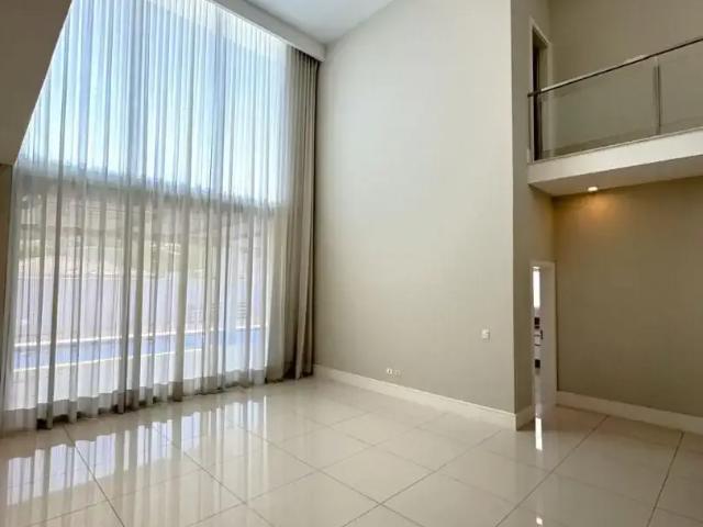 Casa / Sobrado em Condomínio para Locação em Indaiatuba/SP Jardim Vila Paradiso 4 Quartos