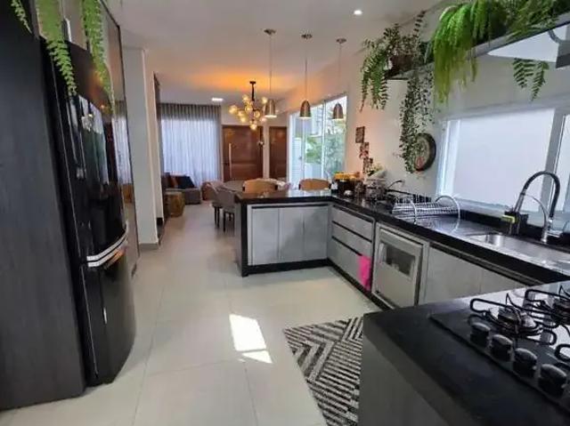 Casa / Sobrado em Condomínio para Locação em Indaiatuba/SP Jardins do Império 3 Quartos