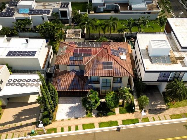 Casa / Sobrado em Condomínio para Locação em Indaiatuba/SP Vila Suíça 4 Quartos