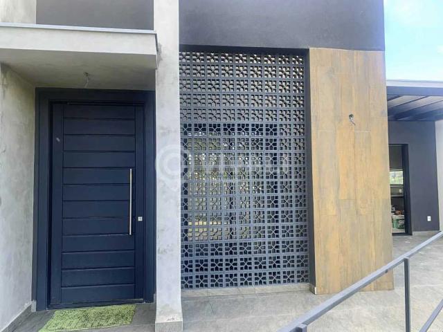 Casa / Sobrado em Condomínio para Locação em Itatiba/SP Condomínio Itatiba Country 3 Quartos