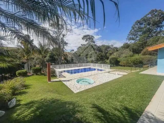 Casa / Sobrado em Condomínio para Locação em Itatiba/SP Capela do Barreiro 4 Quartos