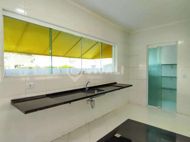 Casa / Sobrado em Condomínio para Locação em Itatiba/SP Bosque dos Pires 3 Quartos