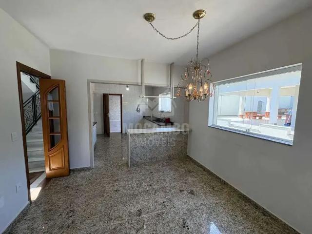 Casa / Sobrado em Condomínio para Locação em Itatiba/SP Bairro do Engenho 4 Quartos