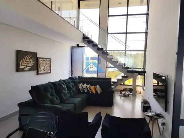 Casa / Sobrado em Condomínio para Locação em Itatiba/SP Bairro Itapema 4 Quartos