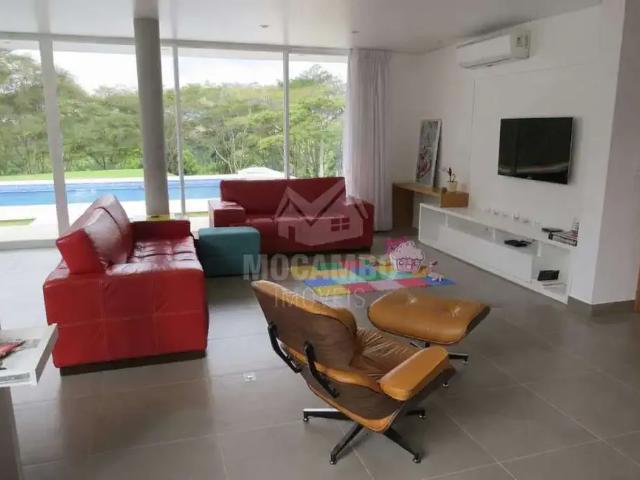Casa / Sobrado em Condomínio para Locação em Itatiba/SP Jardim das Laranjeiras 4 Quartos